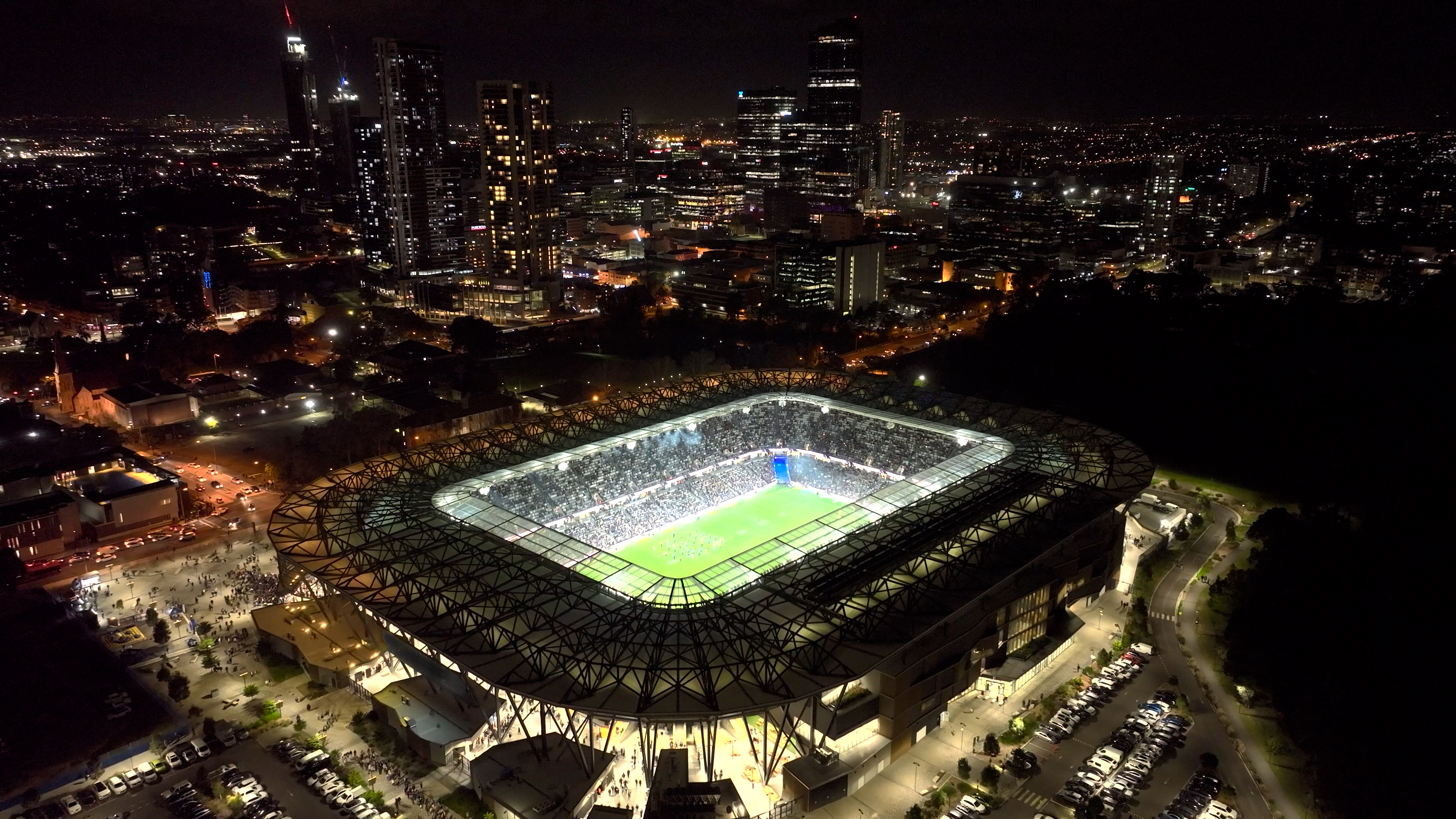 Western_sydney_stadium exterior night time